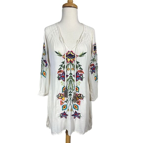 Embroidered Floral BOHO Peasant Tunic Blouse Tassels Sz S - Picture 1 of 6